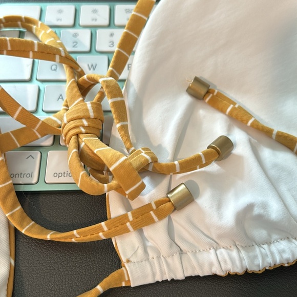 Vitamin A Gia Carmen Bikini Set NWT - Picture 8 of 10